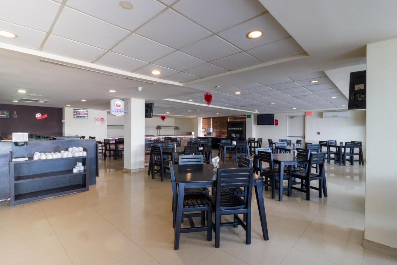 Capital O Hotel Herederos, פיידראס נגראס מראה חיצוני תמונה