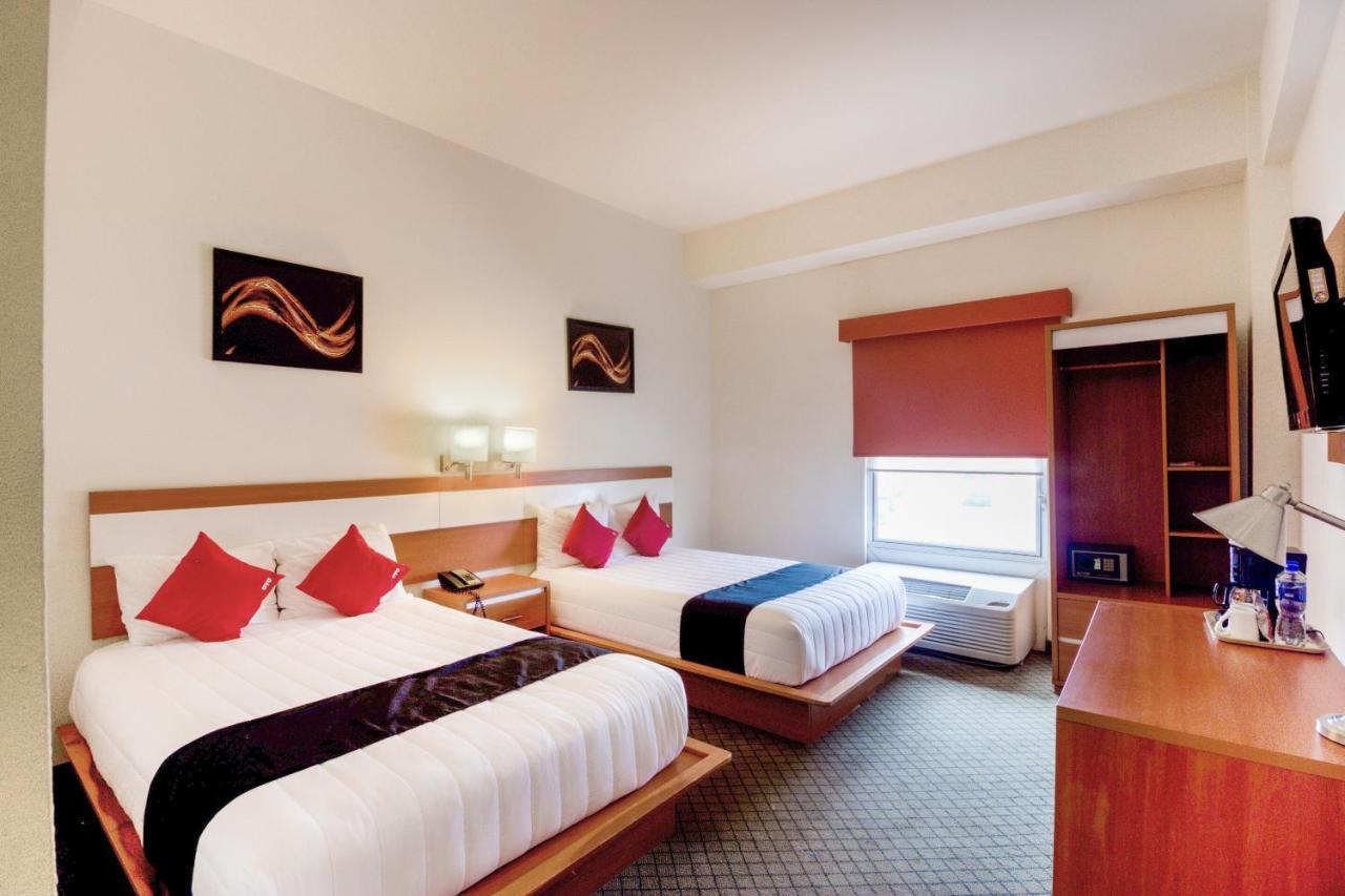 Capital O Hotel Herederos, פיידראס נגראס מראה חיצוני תמונה