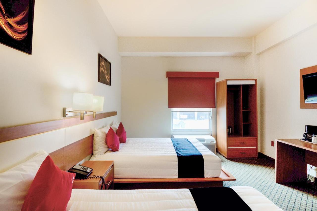 Capital O Hotel Herederos, פיידראס נגראס מראה חיצוני תמונה