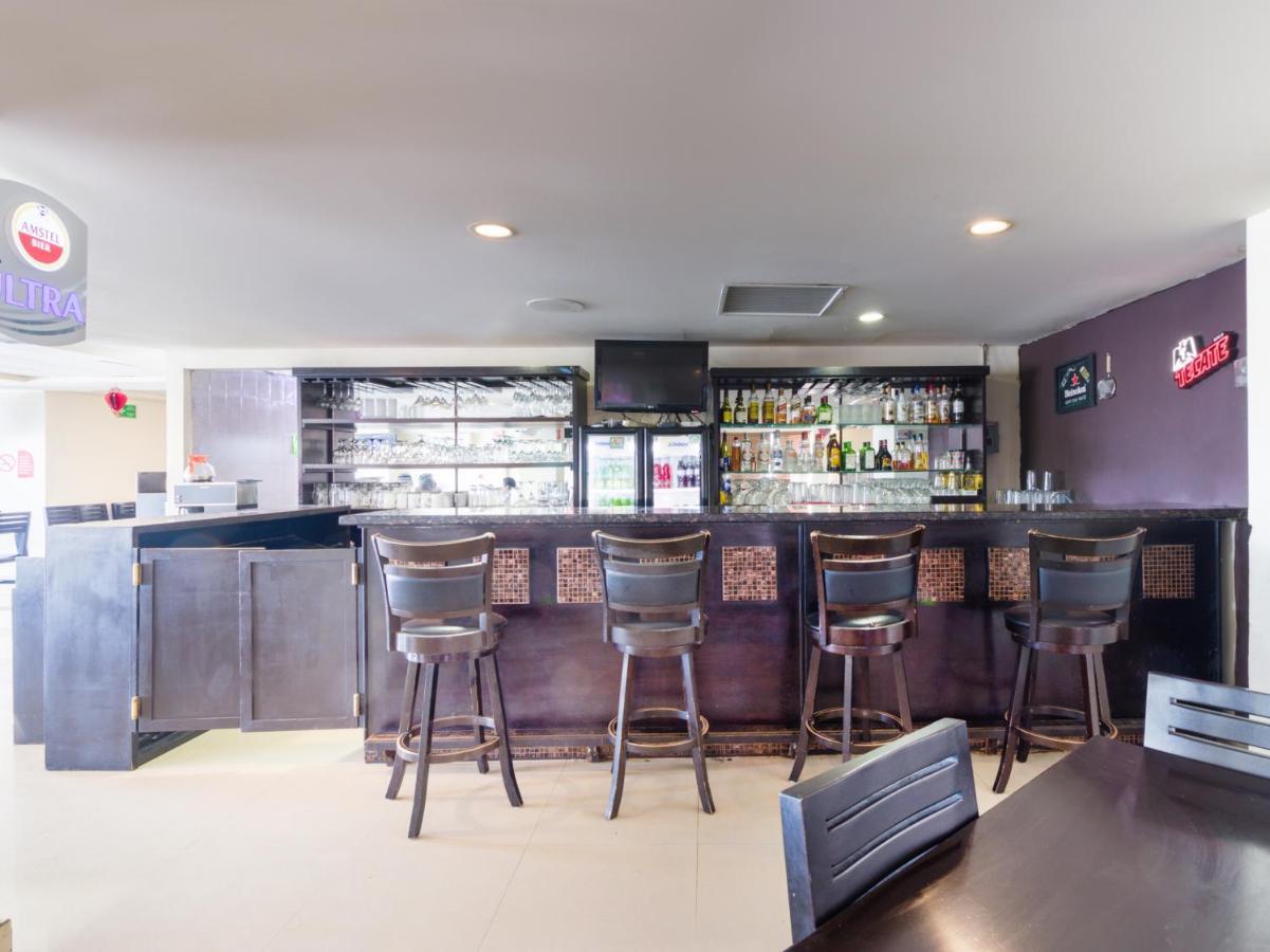 Capital O Hotel Herederos, פיידראס נגראס מראה חיצוני תמונה