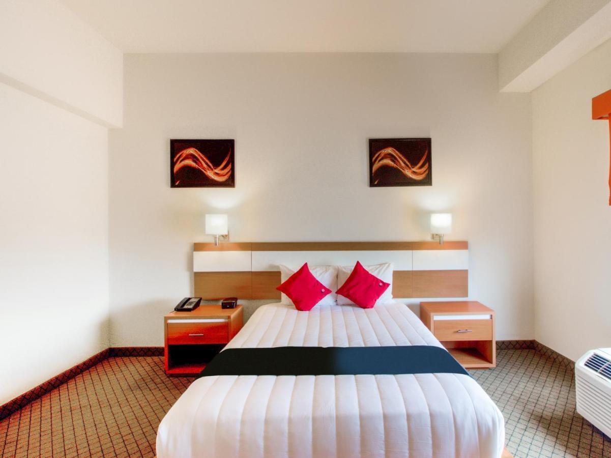 Capital O Hotel Herederos, פיידראס נגראס מראה חיצוני תמונה