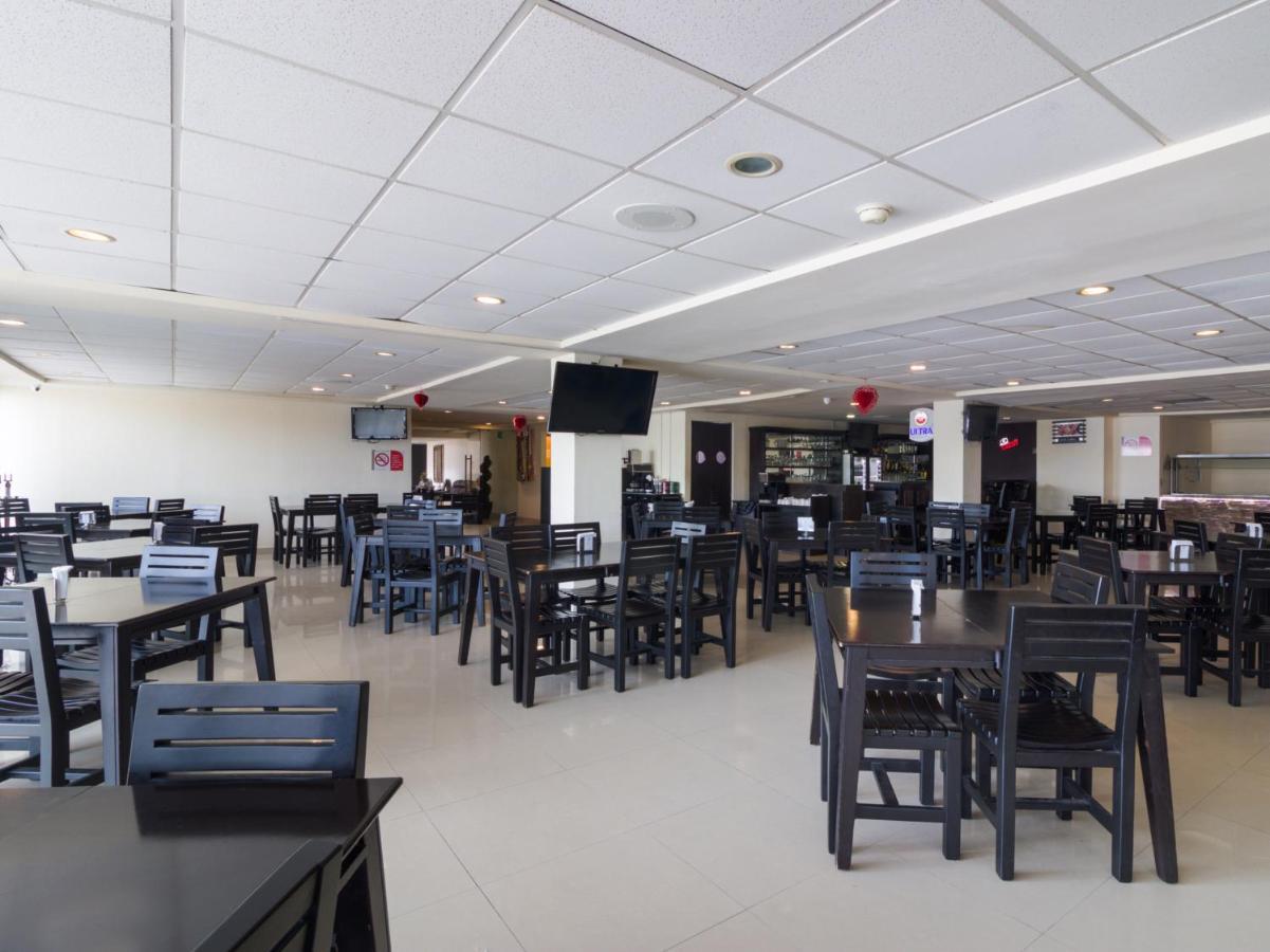 Capital O Hotel Herederos, פיידראס נגראס מראה חיצוני תמונה